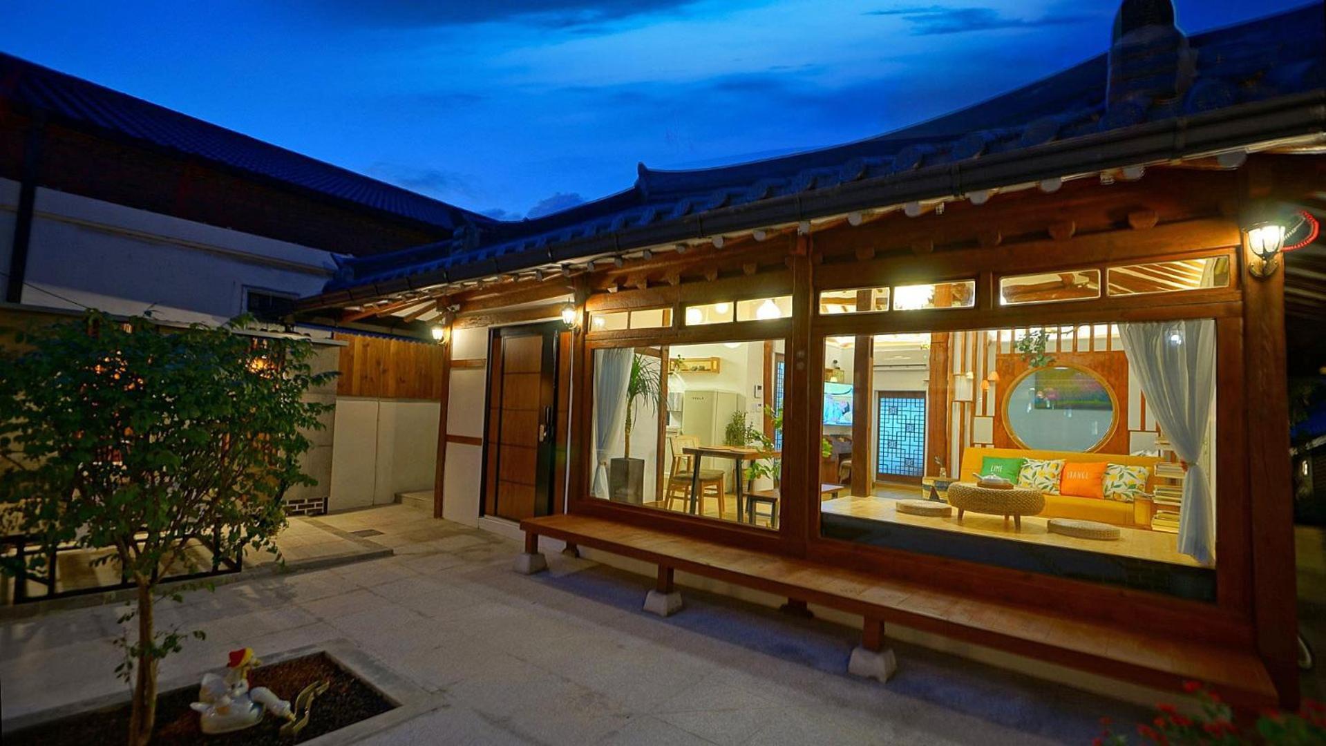 And Spring Otel Jeonju Dış mekan fotoğraf