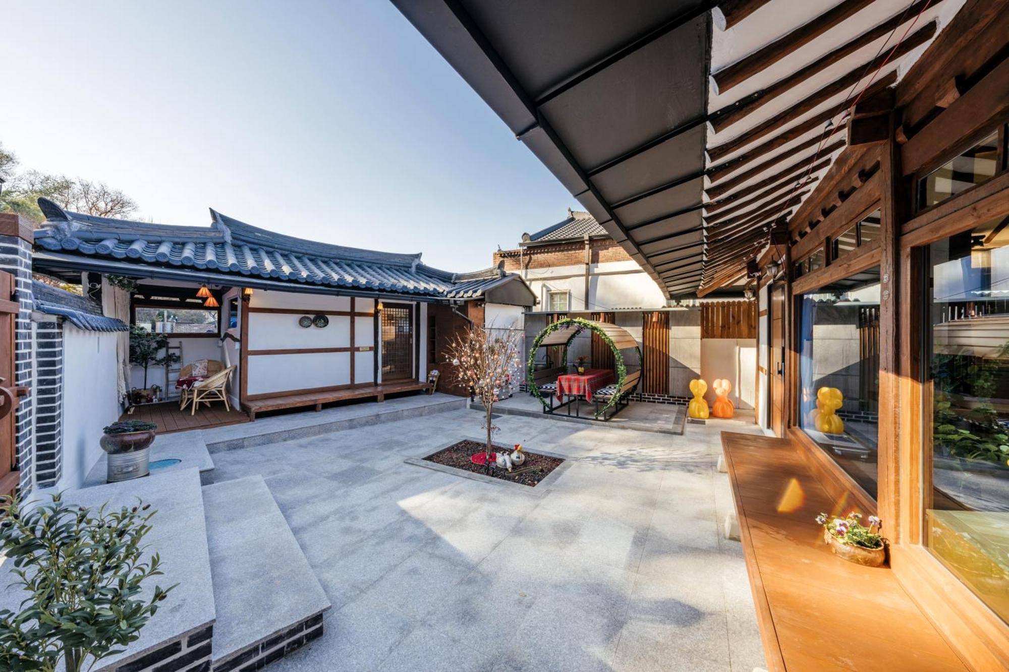And Spring Otel Jeonju Dış mekan fotoğraf